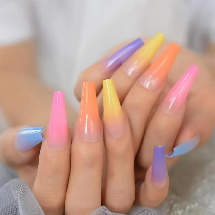 24 Pieces/Set Reusable Fake Nail Stickers Set Wearable Nail Pieces Finished Gradient Color Long Nail Stickers Fake Nail Nail Art Nail Art Wearable Fake Nail Pieces