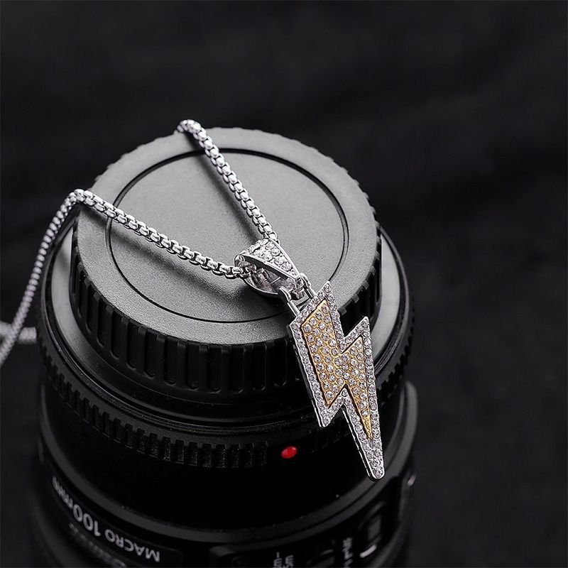 Fashion Men Jewelry Sets 【Necklace + Bracelet】 Pendant With Diamonds Fashionable And Personalized Lightning Ins Necklace + New 8-Character Buckle Alloy Bracelet Retro Personalized Auspicious Bracelet