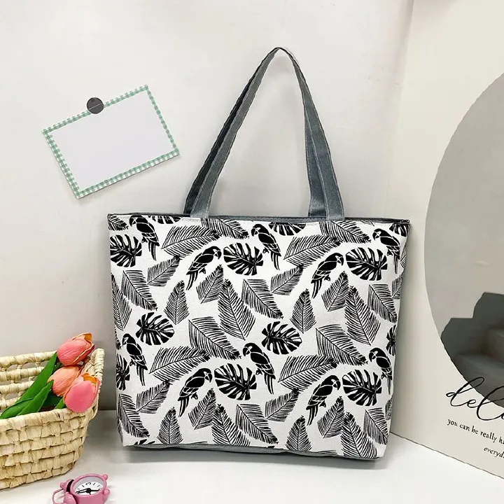 Women's Bags Tote Bags New Fashion Canvas Bag Large Capacity Casual Commuting Printed Shopping Bag Literary Shoulder Bag Shopping Bag Tote Bag