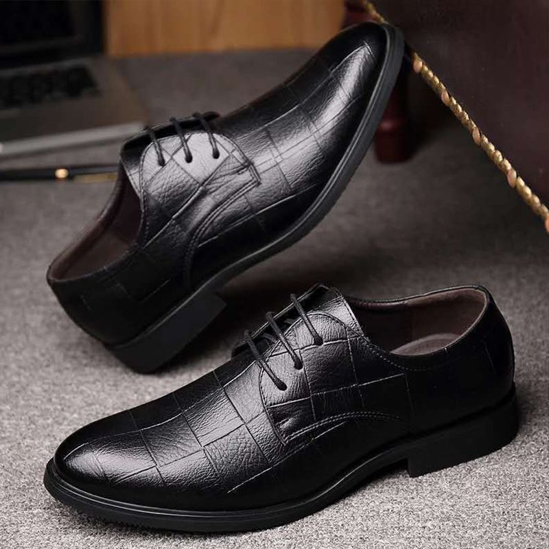 New Leather Shoes For Men Business Formal Shoes Groomsmen Shoes Versatile Casual Wedding Shoes