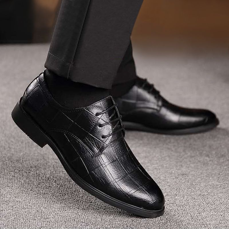 New Leather Shoes For Men Business Formal Shoes Groomsmen Shoes Versatile Casual Wedding Shoes