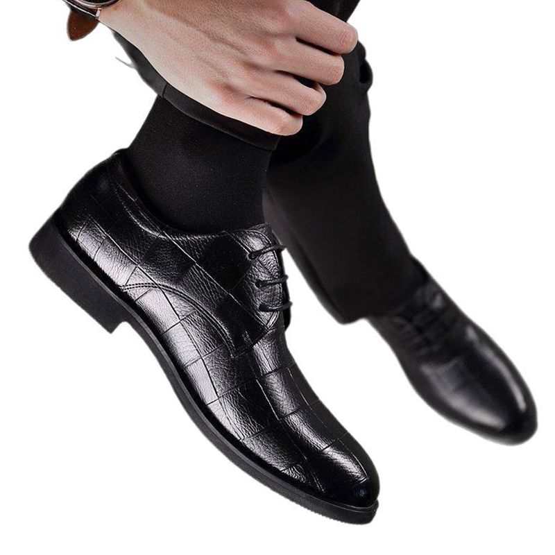 New Leather Shoes For Men Business Formal Shoes Groomsmen Shoes Versatile Casual Wedding Shoes