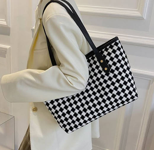 Women Pouch Bags Ladies Handbags Shoulder Bag Soft High Quality Casual Female Bag