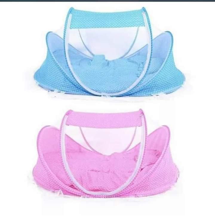 Baby nest  with mattress & pillow. It is lightweight, foldable, and easy to carry, making it suitable for travel or outdoor use.