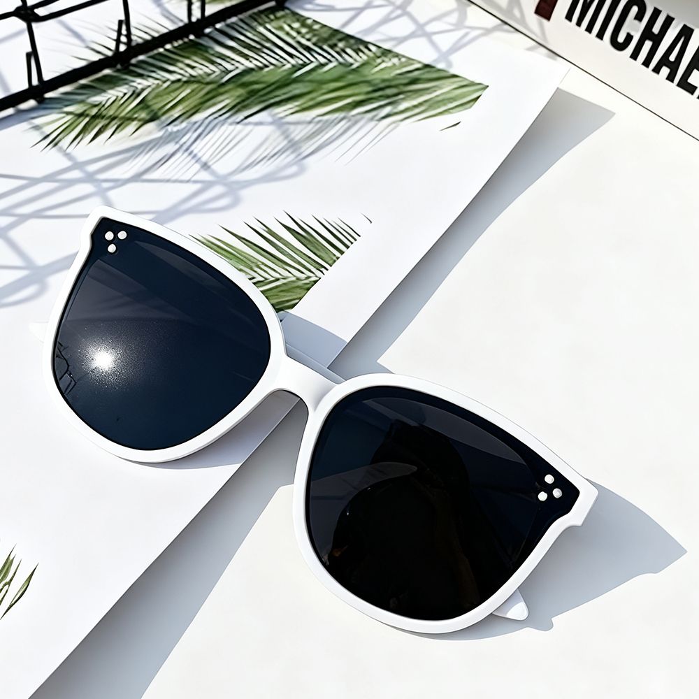 New Arrival Unisex Sunglasses White Frame Charcoal Grey Lenses Sunglasses