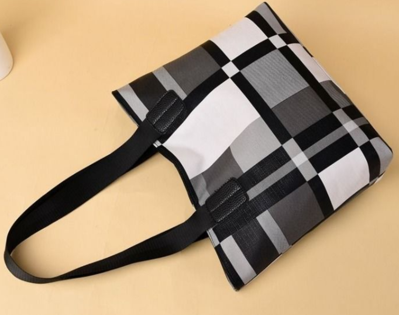 Hot selling tote bag fashionable shoulder bag large capacity handbag  commuting bag grid bag
Son Big Bag Girl