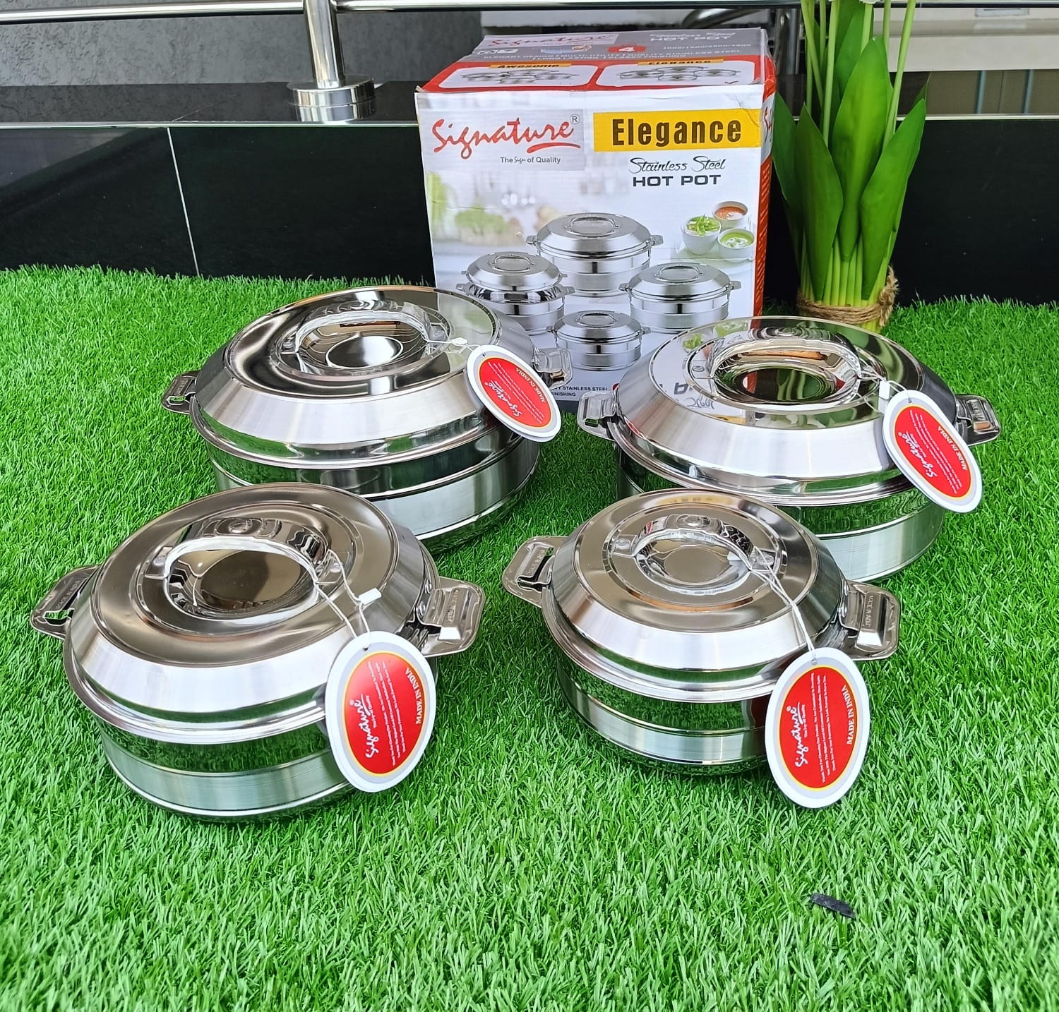 Set of 4pcs heavy stainless steel insulated kitchen hotpots...keeps food hot for very long time .