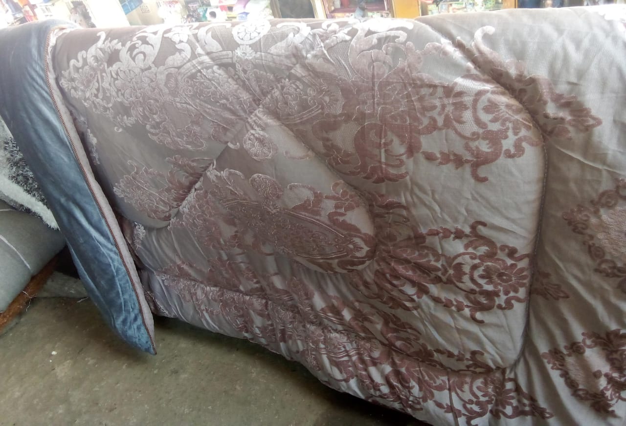 6x7 heavy warm  silk duvet