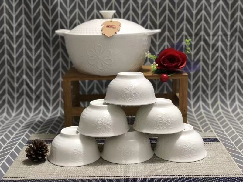 7pcs kitchen white serving dish/bowls with soup/vegetables bowls 2.8 litres for the serving bow.
