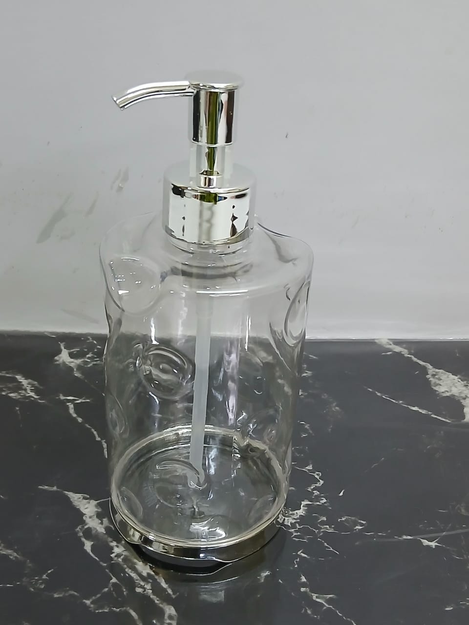 Acrylic Portable Colored Round Handwash Dispenser & Pump – 500ml Capacity for Liquid Soap, Sanitizer, or Lotion in Bathroom, Kitchen, or Office Use