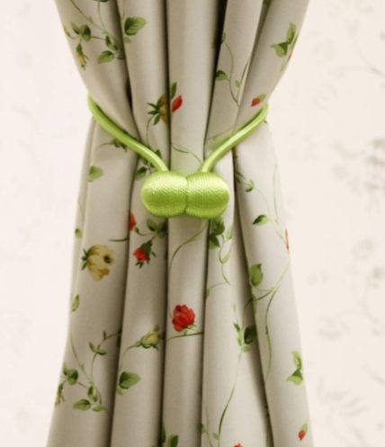 High Quality 2-Piece Pair of Magnetic Home and Office Curtain Tie Back Holder – Strong Magnets for Securely Holding Drapes and Curtains Open