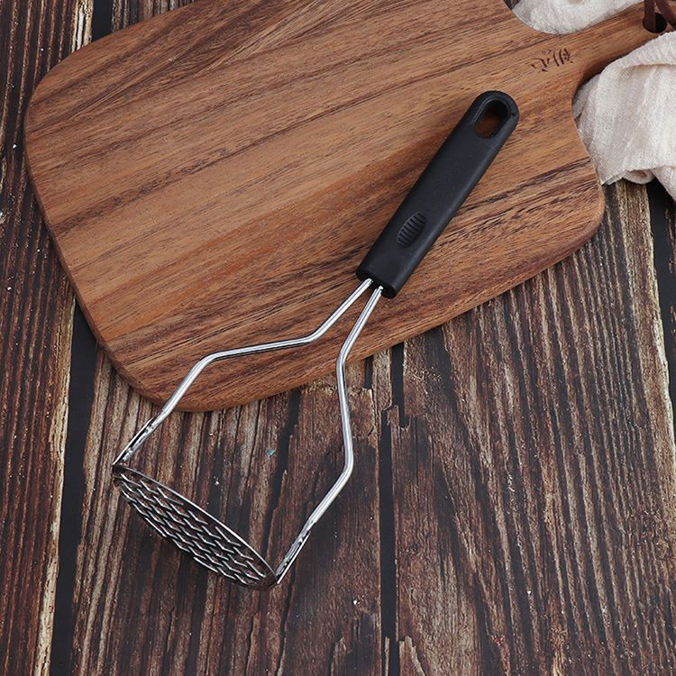 Heavy-Duty Stainless Steel Potato Masher – Durable, Ergonomic, and Perfect for Smooth Mashed Potatoes