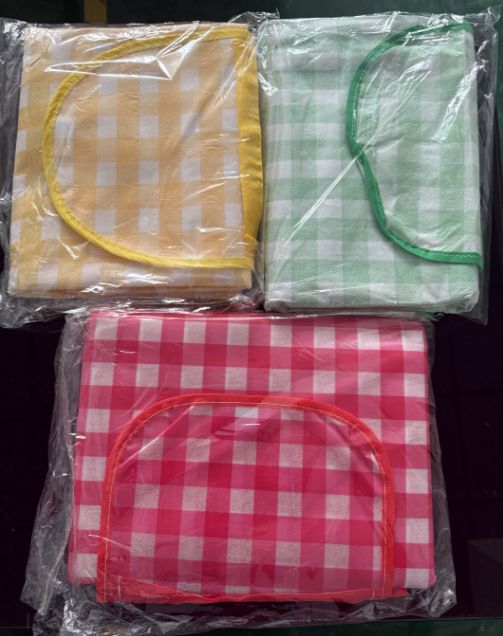 Picnic Mat Outdoor Camping Waterproof Thickened Portable Moisture-Proof Mat Beach Mat for Spring Travel Hiking Outdoor Activities Green Red Yellow