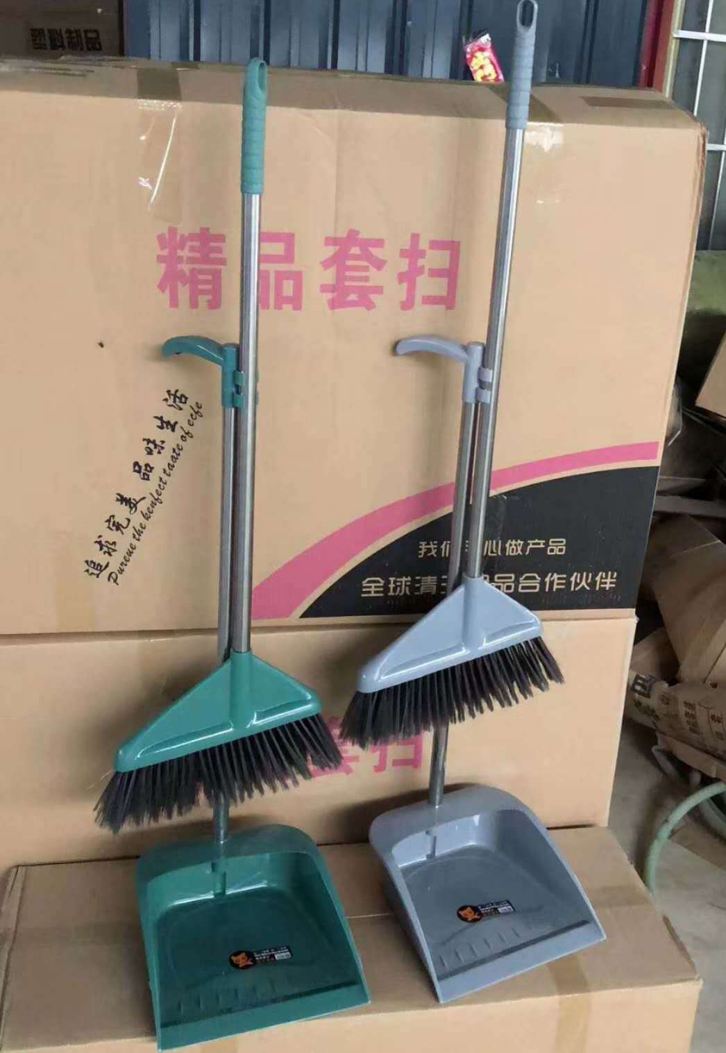 Broom and Dustpan Set Soft Wool Household Sweeping Combination Non-Sticky Hair Garbage Shovel Blue Grey Durable Cleaning Tool for Home Use