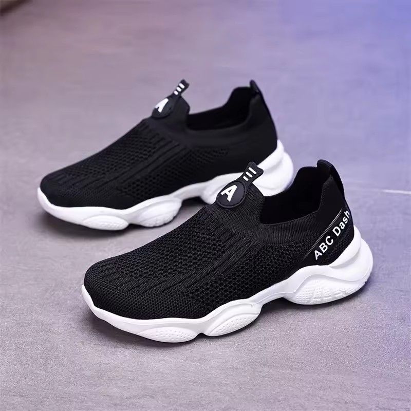 New Children Casual Shoes Breathable Knit Sneakers for Kids Slip Ons Running Shoes Boys Lightweight Comfortable Walking Shoes