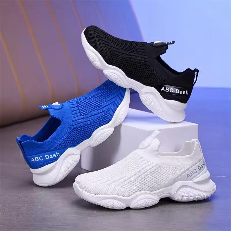 New Children Casual Shoes Breathable Knit Sneakers for Kids Slip Ons Running Shoes Boys Lightweight Comfortable Walking Shoes