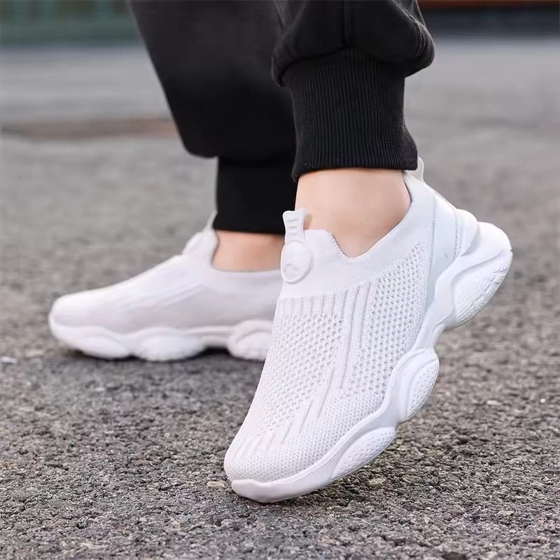 New Children Casual Shoes Breathable Knit Sneakers for Kids Slip Ons Running Shoes Boys Lightweight Comfortable Walking Shoes