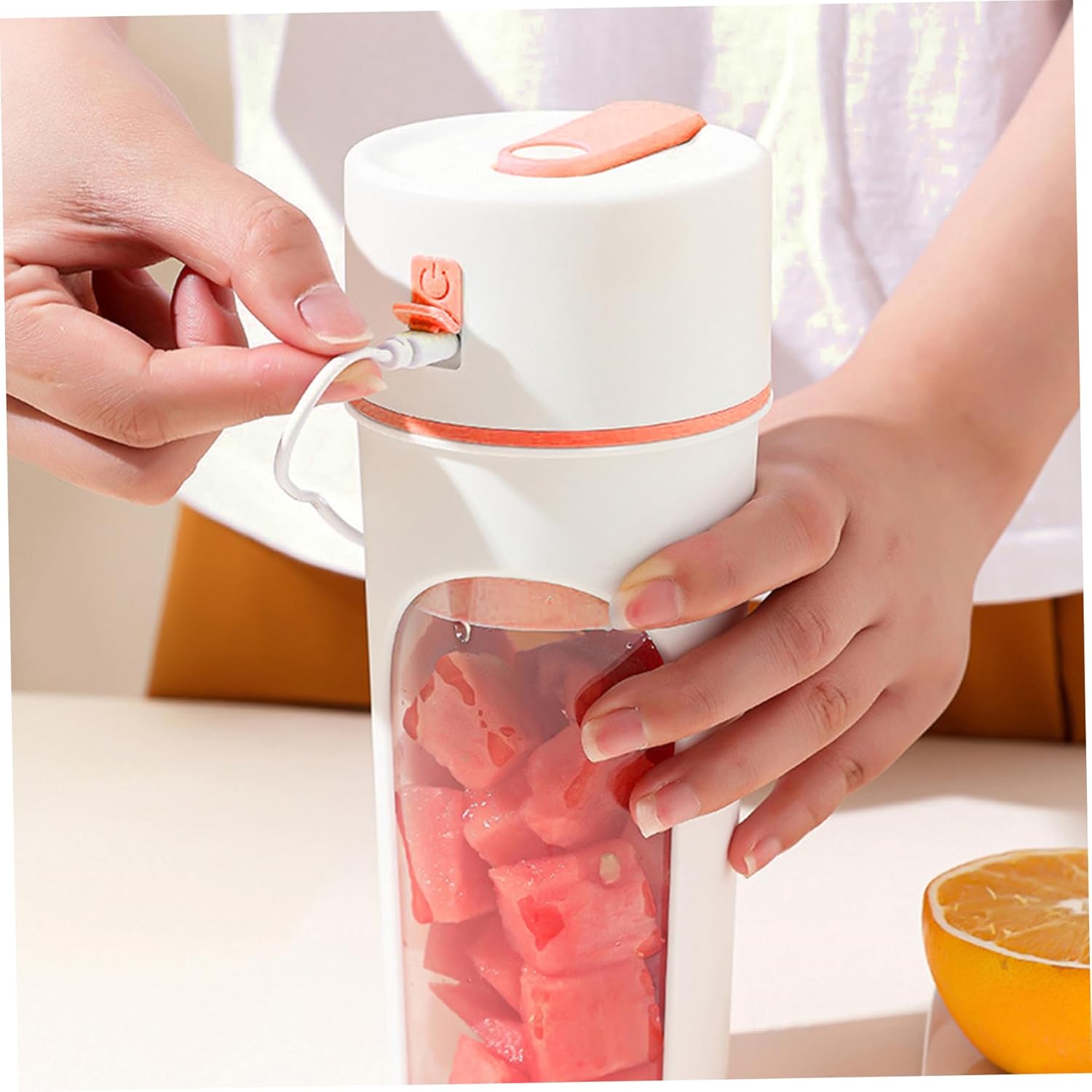 Charging USB Portable Blender, 480ml Portable Juicer Blender with 6-Blade Head, Cup for Shakes and, USB for Office, Gym, Kitchen, Travel Juicer Electric Juicer