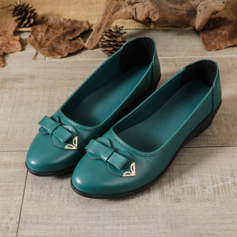 ASSKLO New women's leather shoes Flat Shoes Casual Soft Sole Soft leather comfortable soft shoes kitchen work flats Slip on Shoes