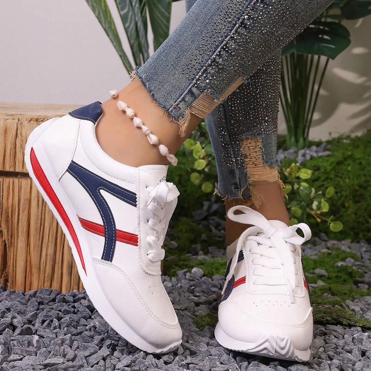 ASSKLO New sports style women's shoes ladies shoes with leather upper girls shoes student white shoes running shoes INS trendy shoes