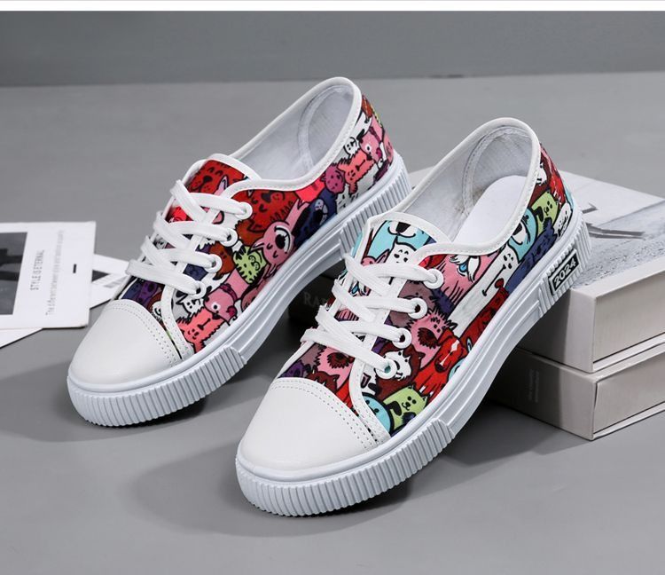 ASSKLO New Canvas Flats Shoes Large Size Casual Sports Lady Shoes Sneakers Woman Shoes Women Low Top Classic Board Shoes Slip-ons Shoes Loafers Street Shoes Female Student Shoes Versatile Breathable