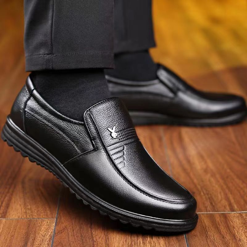 ASSKLO New Men's Leather Shoes Oxfords PU Leather Thick Fashion Man's Leather Shoes Soft Soled Formal Leather Breathable Loafers Slip on Black Driving Male Shoes Men's Loafers men Casual shoes