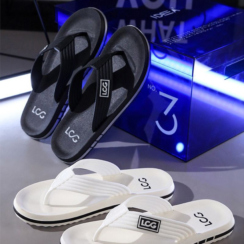 New men's slippers sandals Open Shoes Durable Men's Shoes flip flops anti slip casual Unisex beach sandals Non-slip Flip Flops Man Beach Sandals Bathroom shower Slippers Garden Shoes Flat Shoes
