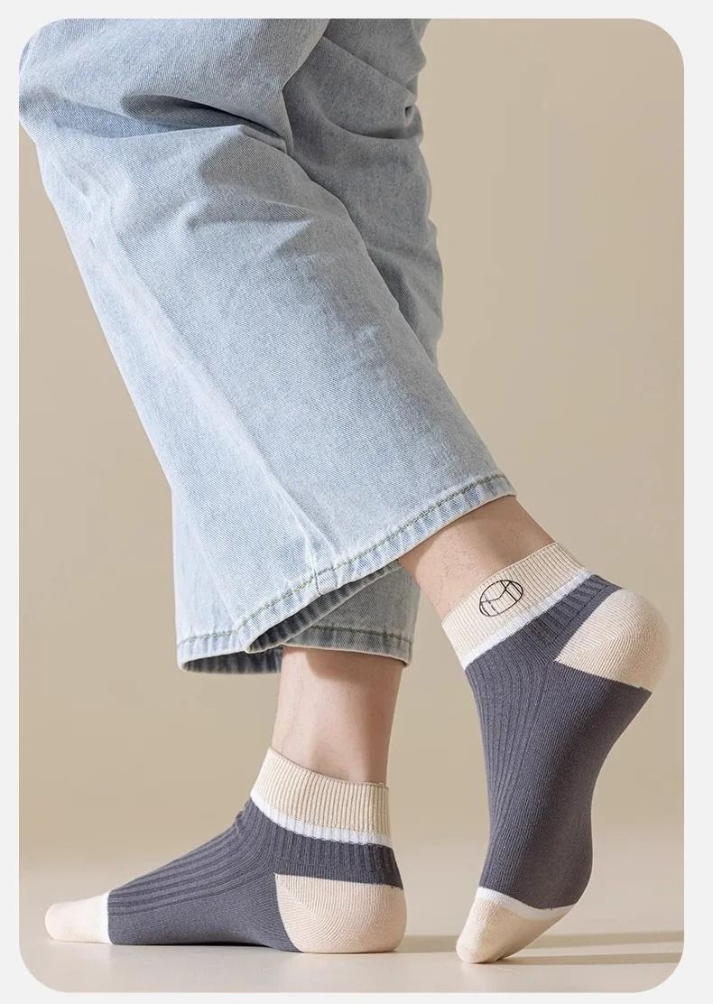 5 Pairs Fashion 100% cotton socks Men's Socks Anti Odor Socks Men Short socks anti odor Ankle Socks Breathable Sweatproof Street Deodorant Invisible Travel Running sports Socks Classy Comfort Freesize