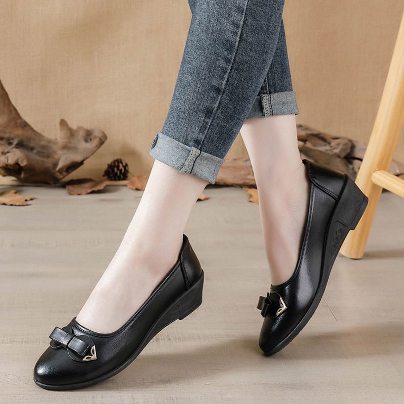 ASSKLO New women's leather shoes Flat Shoes Casual Soft Sole Soft leather comfortable soft shoes kitchen work flats Slip on Shoes black