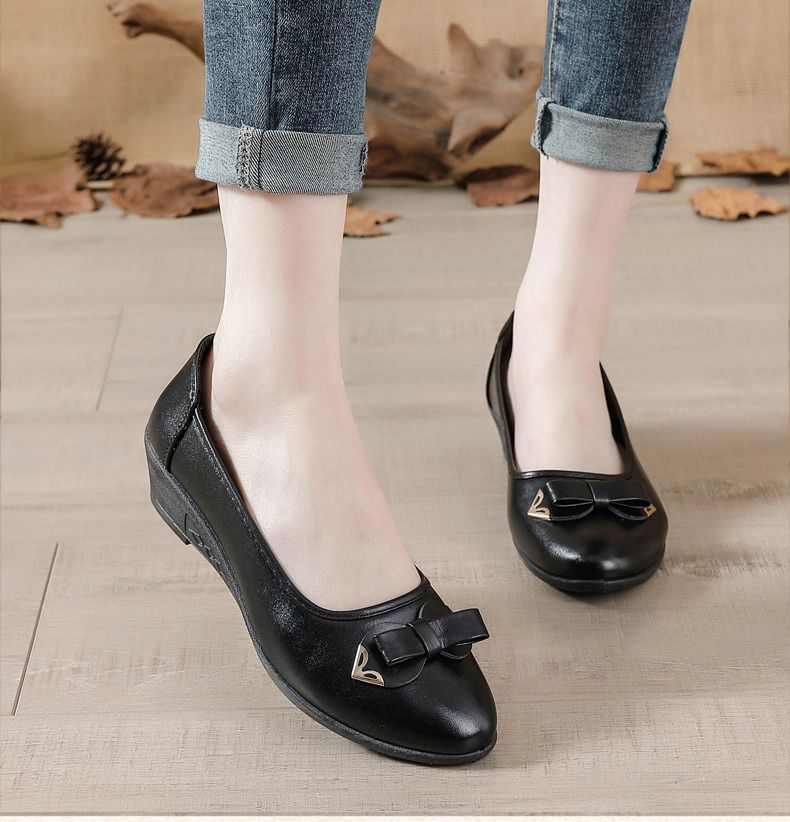 ASSKLO New women's leather shoes Flat Shoes Casual Soft Sole Soft leather comfortable soft shoes kitchen work flats Slip on Shoes black