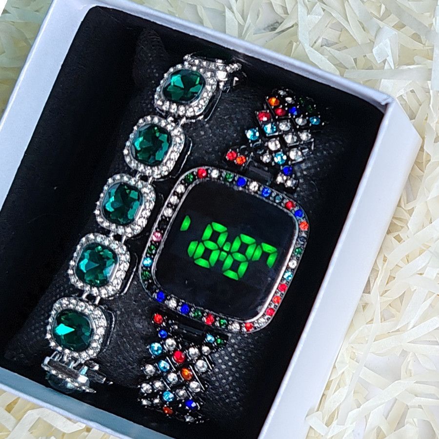 2pcs/set Women's Jewelry Watch Set Square Full Diamond LED Touch Screen Electronic Watches Large Rhinestone Bracelet Hip Hop Fashion Accessories
