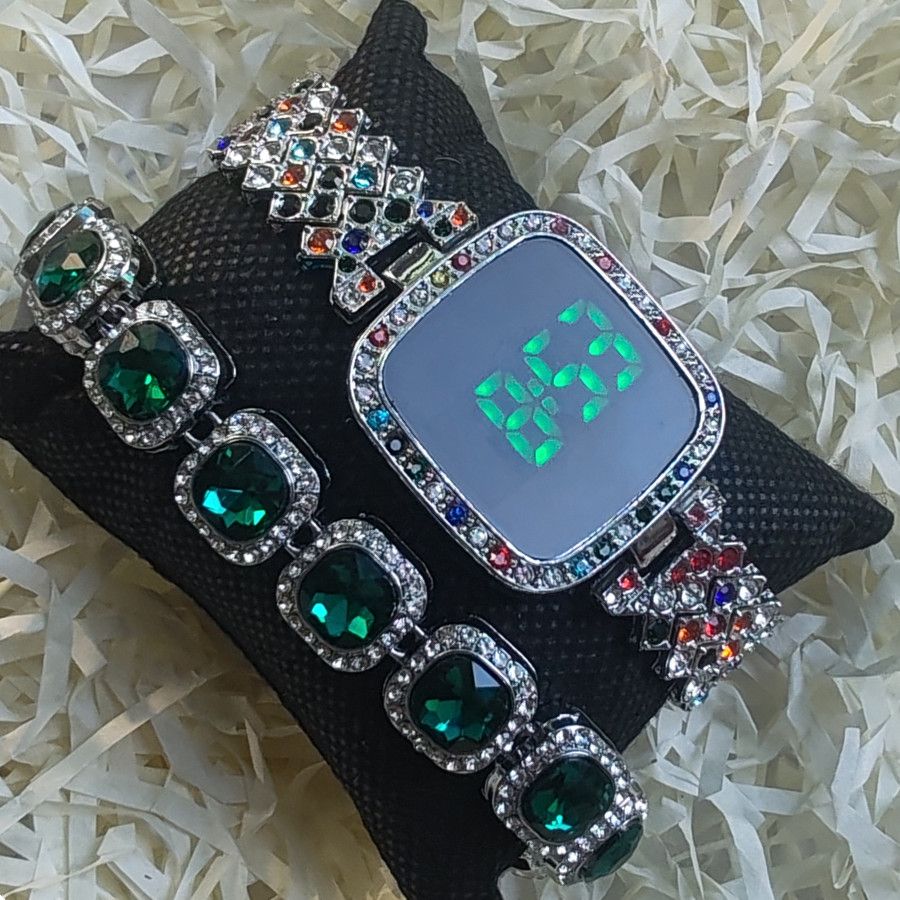 2pcs/set Women's Jewelry Watch Set Square Full Diamond LED Touch Screen Electronic Watches Large Rhinestone Bracelet Hip Hop Fashion Accessories