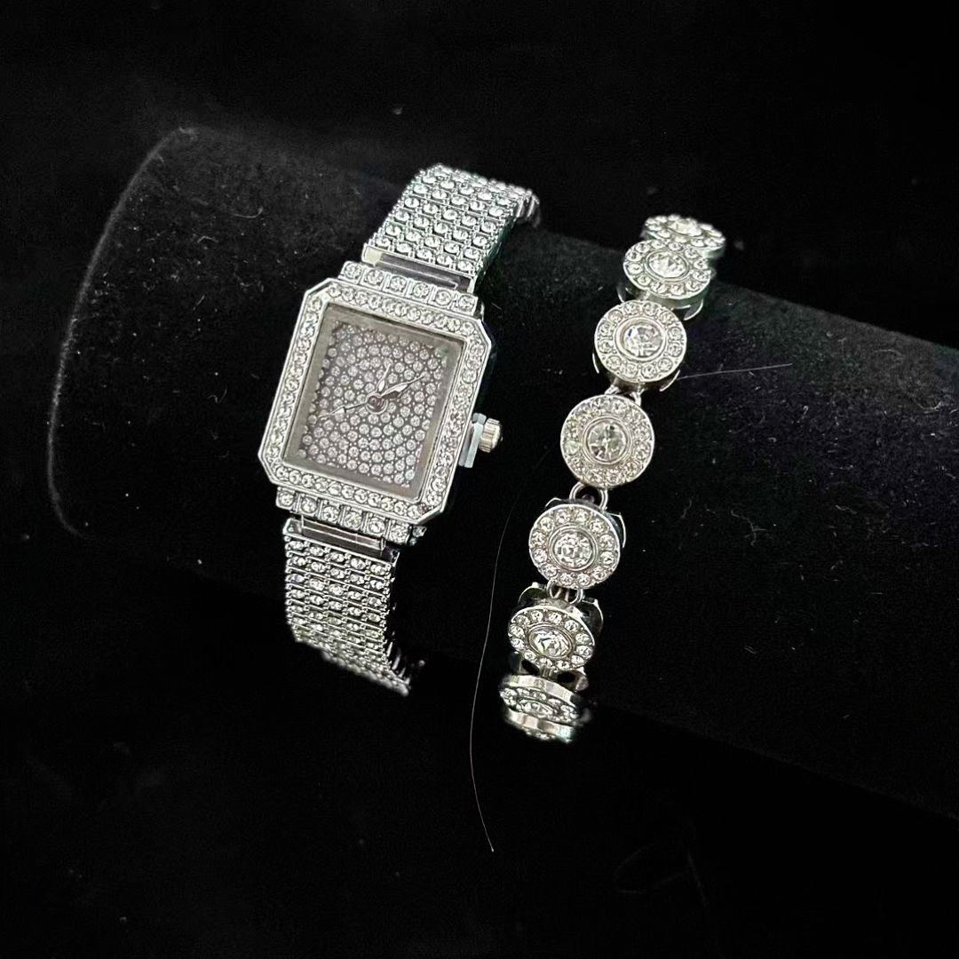 Small and fresh quartz watch ladies watch bracelet set gift box students simple Joker trend jewelry wrist watch