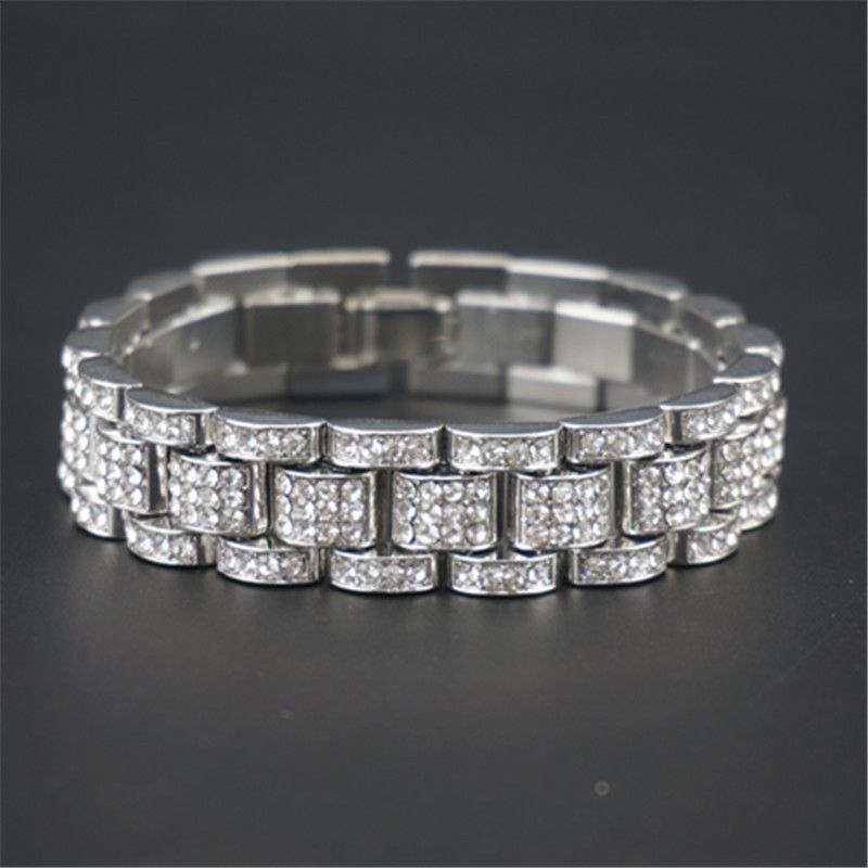 Shiny Long-Lasting Diamond-Encrusted Tank Chain Bracelet – Gold/Silver Cuban Link Accessory for Naija/Kenyan HipHop Crews & Trendsetters