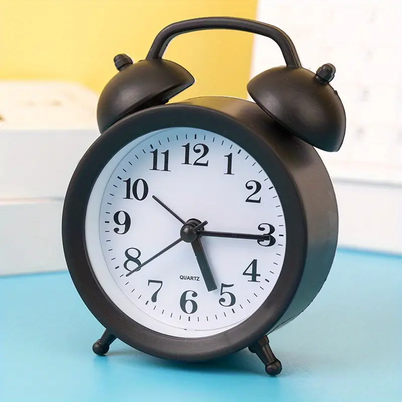 New Arrivals 1PCS Quartz Movement Alarm Clock Electronic Round Number Double Bell Desk Table Digital Quartz Clock Analog Alarm Clock For Bedroom Home Decoration Portable Alarm Clock