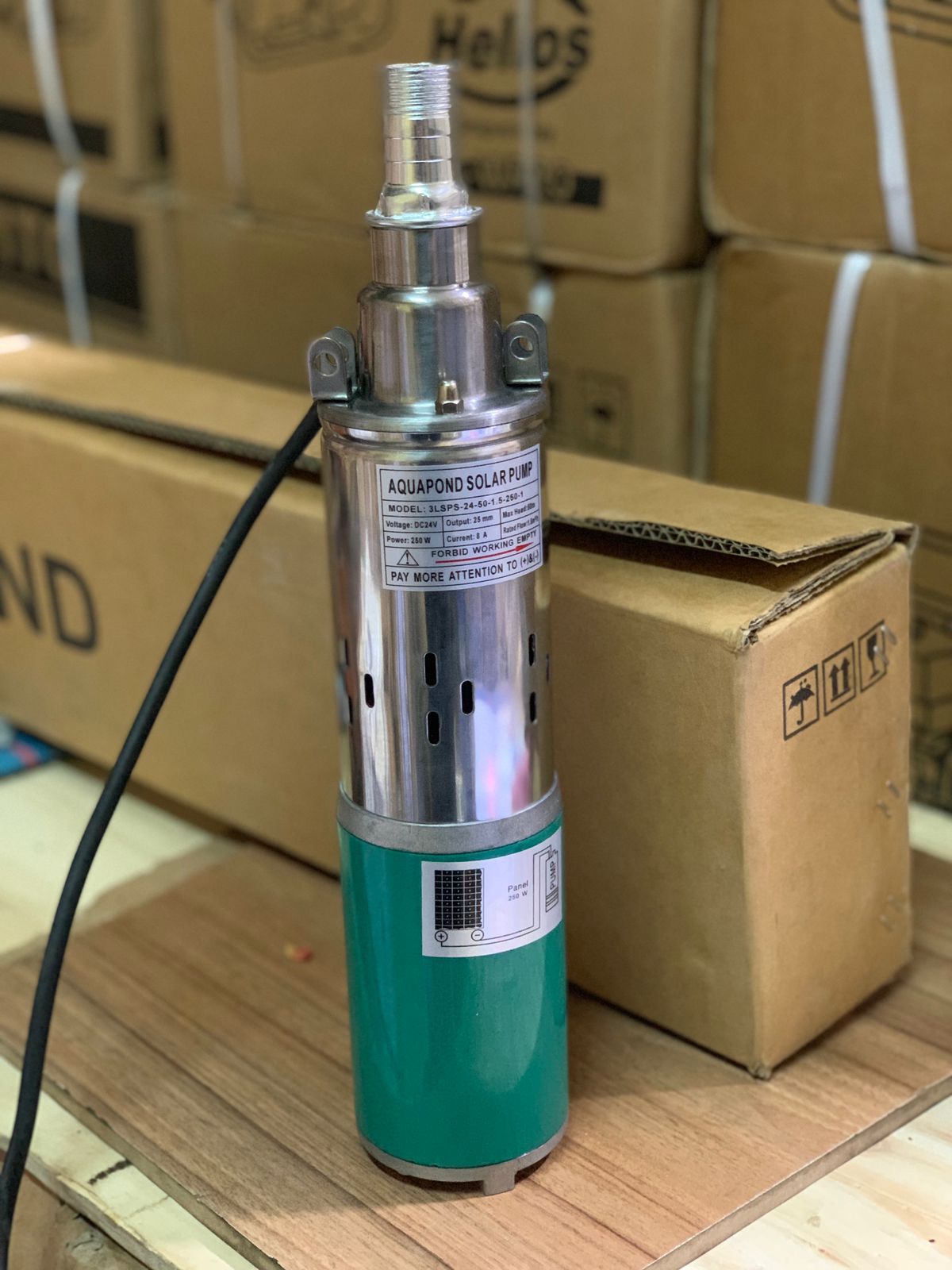 Aquapond 250W Solar Submersible Pump