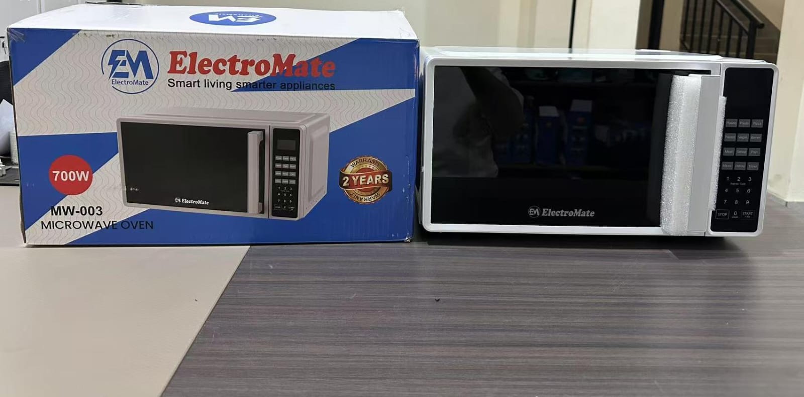 Digital Microwave Oven 20L