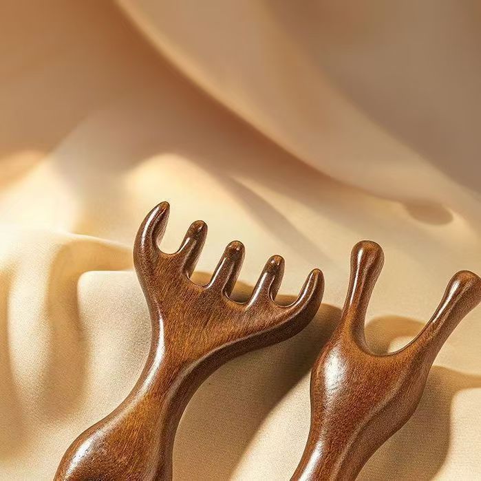New golden silk sandalwood massage comb meridian five claw comb dual nose-scraping antler frog comb rake long handle head massage