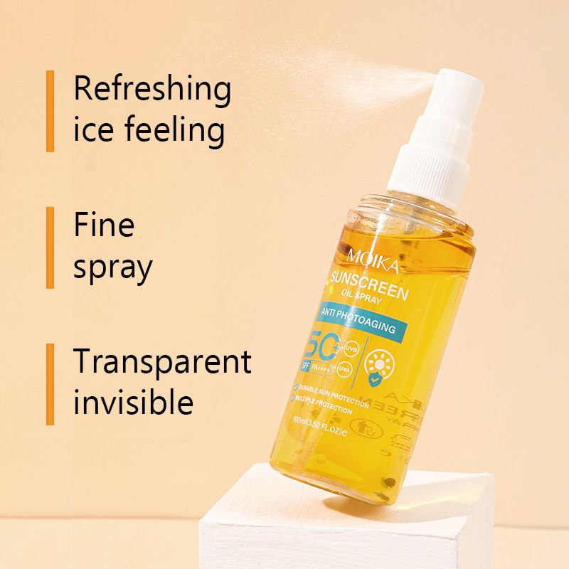Sunscreen spray with SPF50+ UV protection for the body and face