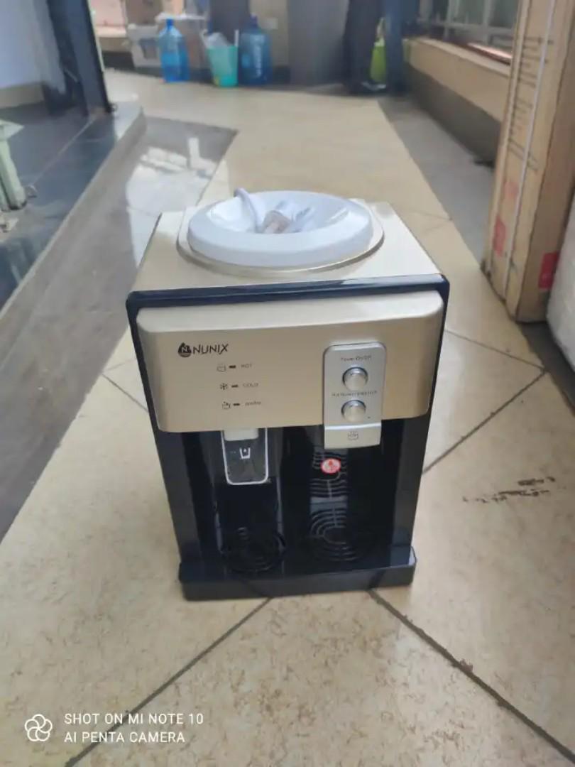 Nunix Z4 table top hot and normal water dispenser champagne black color Nunix table top water dispenser