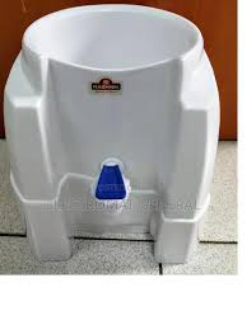 F Nunix Table Top Normal Water Dispenser non electric Normal Table-Top water dispenser

Smarter and Stronger

Stainless steel tank for hygienic water

Strong

Fully new PT material