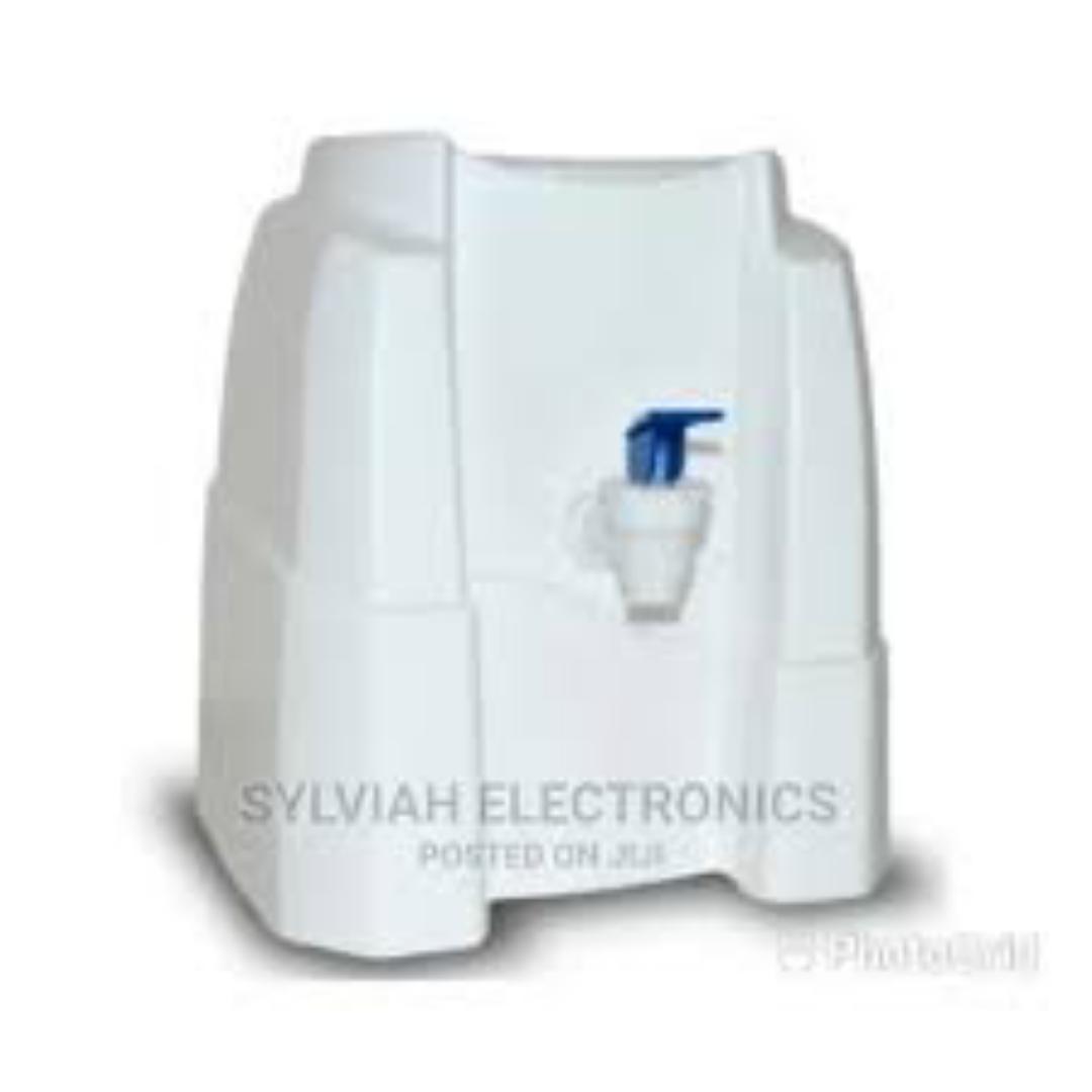 F Nunix Table Top Normal Water Dispenser non electric Normal Table-Top water dispenser

Smarter and Stronger

Stainless steel tank for hygienic water

Strong

Fully new PT material