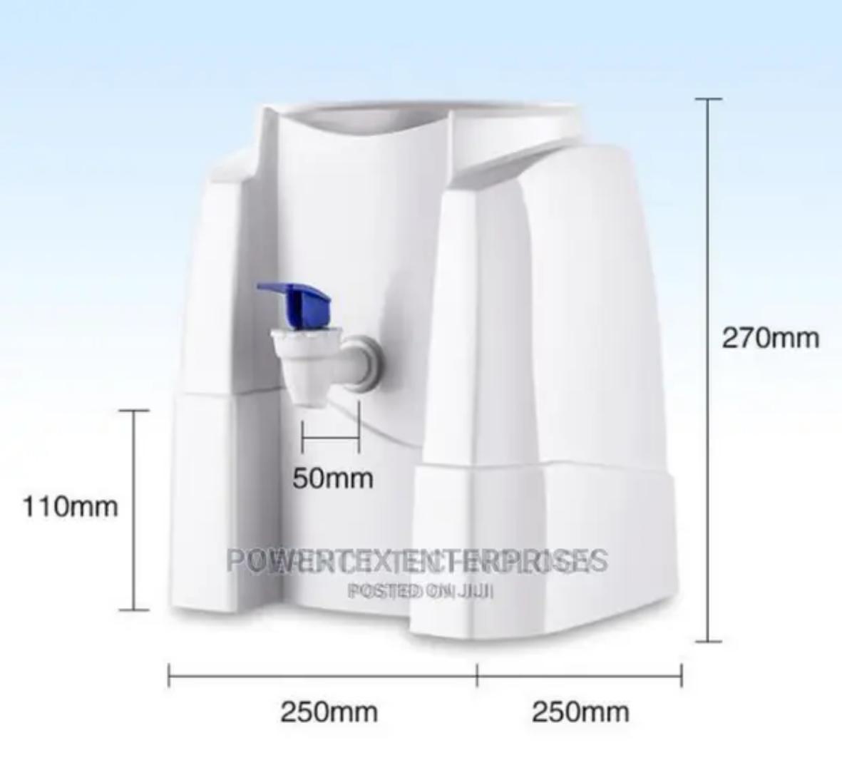 F Nunix Table Top Normal Water Dispenser non electric Normal Table-Top water dispenser

Smarter and Stronger

Stainless steel tank for hygienic water

Strong

Fully new PT material