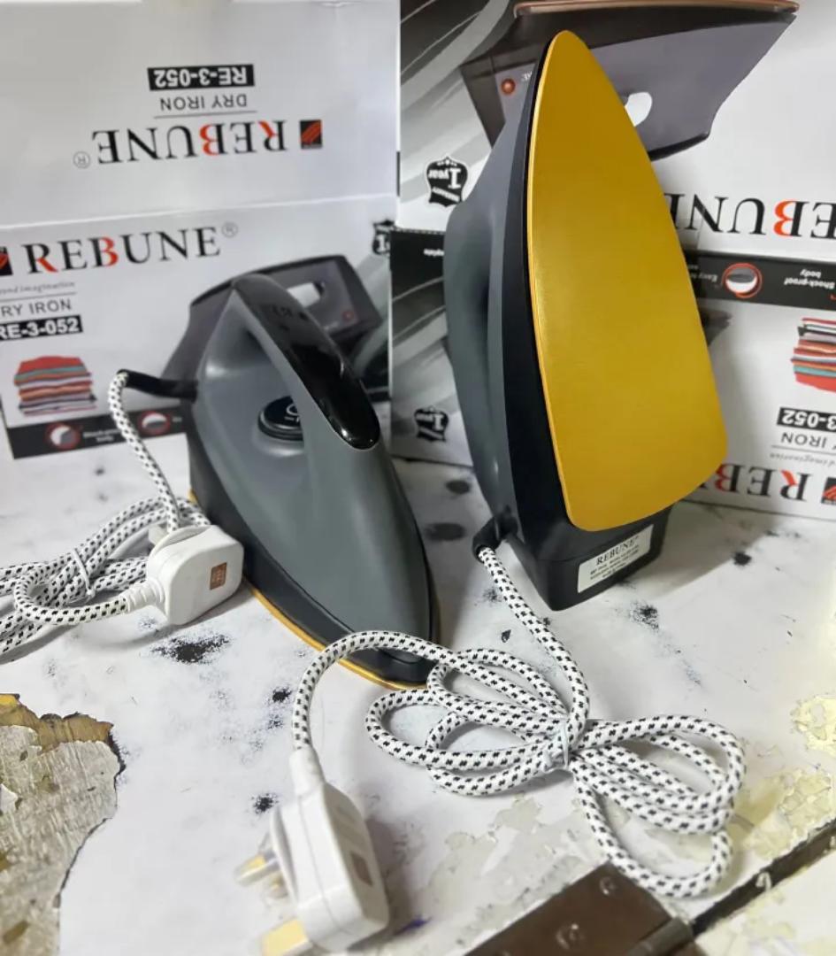 Rebune Dry iron box RE-3-052 commercial heavy duty dry iron Ceramic gold solplate Silver chrome metal cover 1.6M Cable Cotton wire Auto off thermostat Pilot lamp