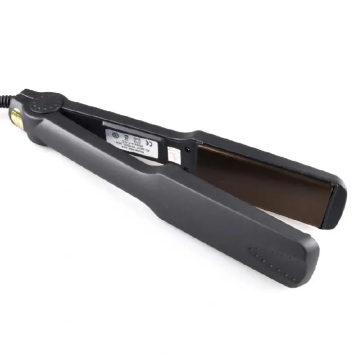 Geemy GM-2995 flat Iron Hair Straightener Ultimate Professional for Flawless hair Styles