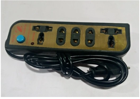 BLACK 5 PORT EXTENSION POWERFUL AND DURABLE CAN WITHHOLD ALL HOUSEHOLD APPLIANCES