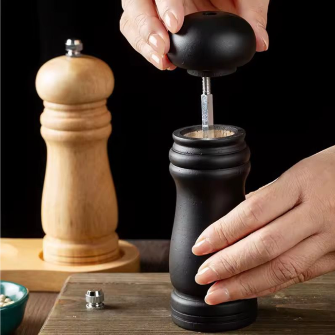 Hot Selling Pepper Grinder 6Inch Sets Western Restaurant Sea Salt Black Pepper Mills Home Grinding Kitchen Seasoning Bottle - Set of Two