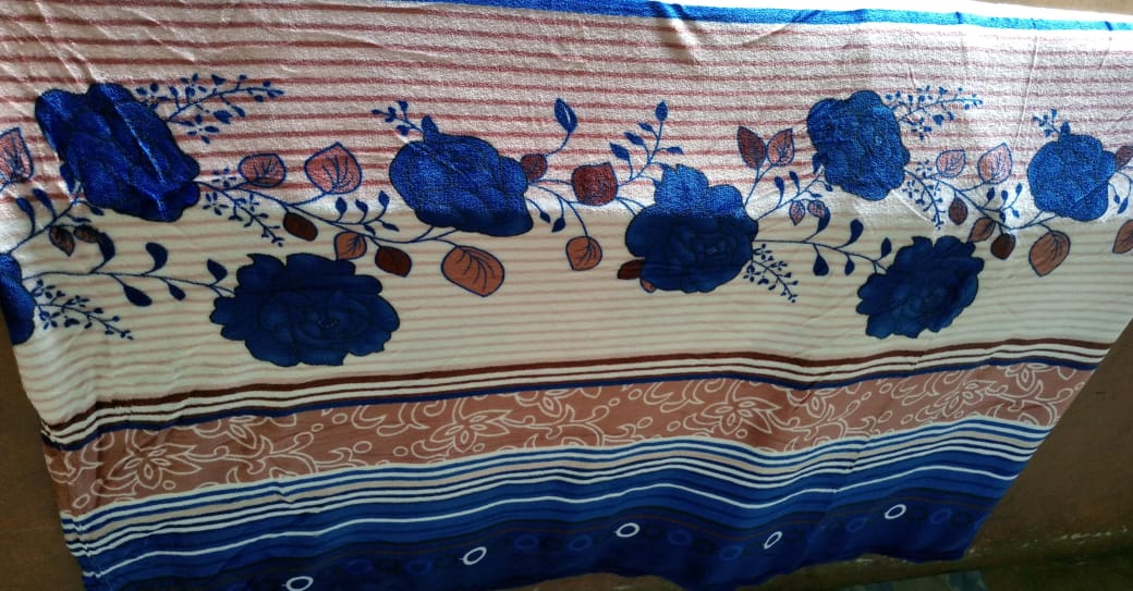 6*6 Fleece blanket Soft and warm Lightweight Throw Blanket for Bed, Sofa, Couch, Travelling and Camping