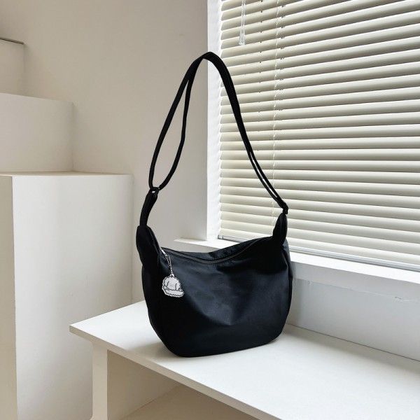 Women's Canvas Solid Color Fashion Single Shoulder Crossbody Dumpling Bag Crossbody Bags
