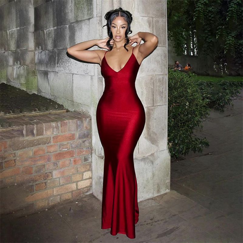 New Fashion Women's Dress Red Deep V Hip Hugging Backless Suspender Fishtail Ladies Evening Dress Long Skirt